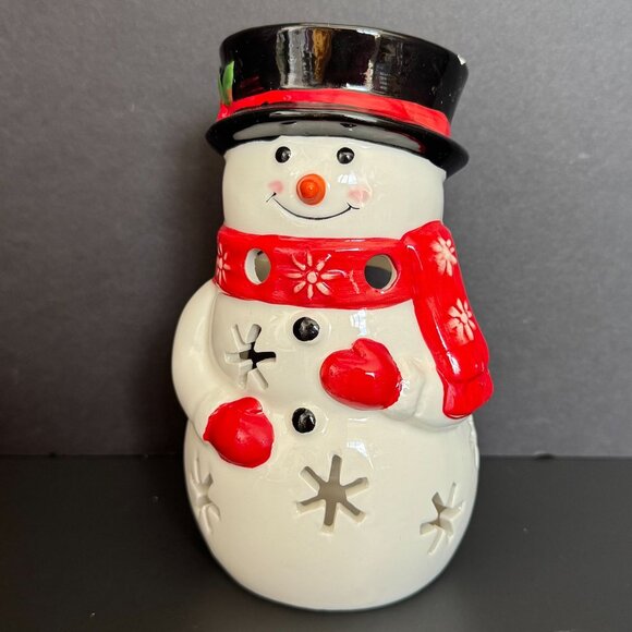 Yankee Candle 2022 Snowman Ceramic Tea Light Holder Luminary W/Tealights Holiday - Picture 1 of 16
